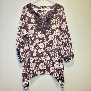 Women's Robert Louis Gray Floral Tunic Top 1X